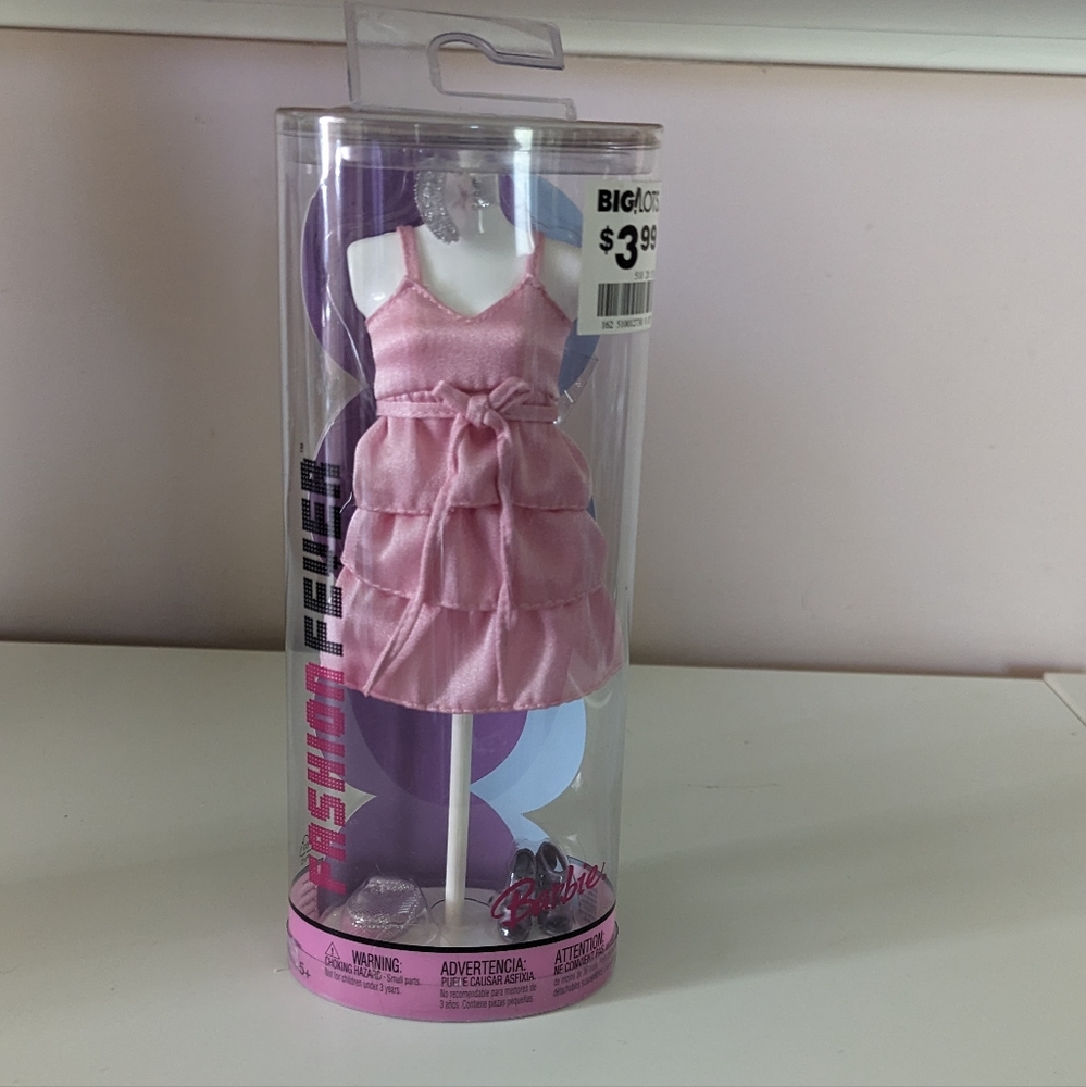 Barbie Fashion Avenue outfit